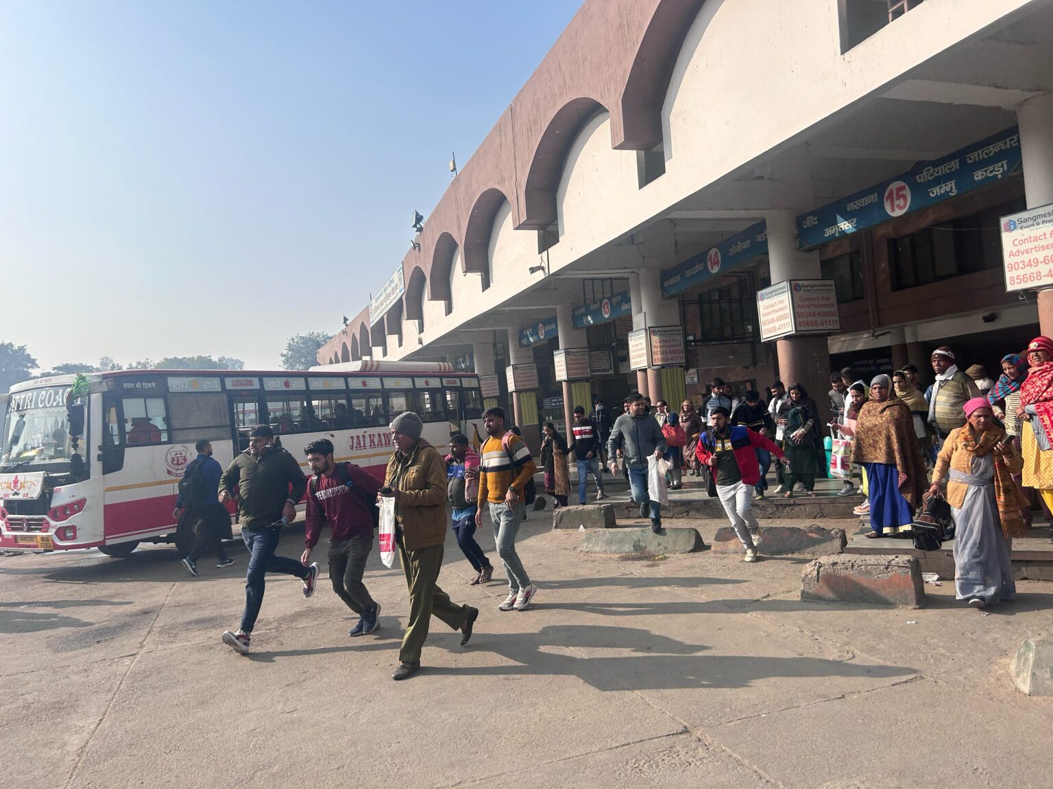 भारत बंद के कारण हरियाणा व पंजाब के अंदर अधिकांश सेक्टर प्रत्यक्ष और अप्रत्यक्ष रूप से प्रभावित हुए हैं परंतु यातायात इनमें से सबसे अधिक प्रभावित हुआ है